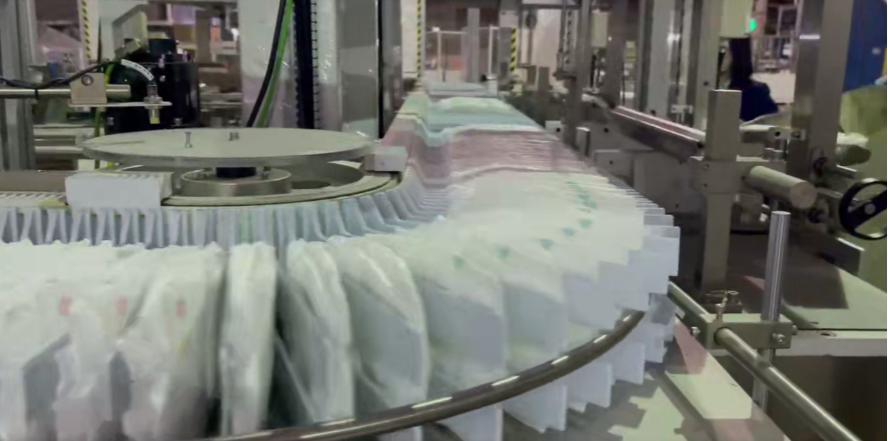 Diaper making machine in Poland