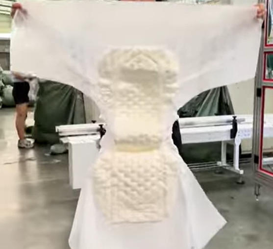 Fully Automatic Adult Diaper Manufacturing Machine Video